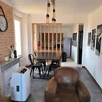 Loft Parcours De Arts - Vielle * 耶尔